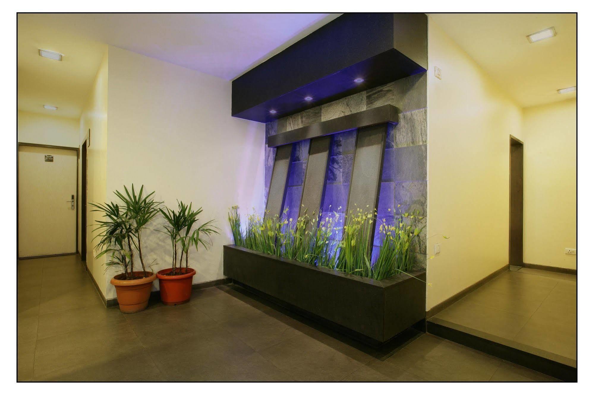 The Sirona Hotel Pune Ngoại thất bức ảnh