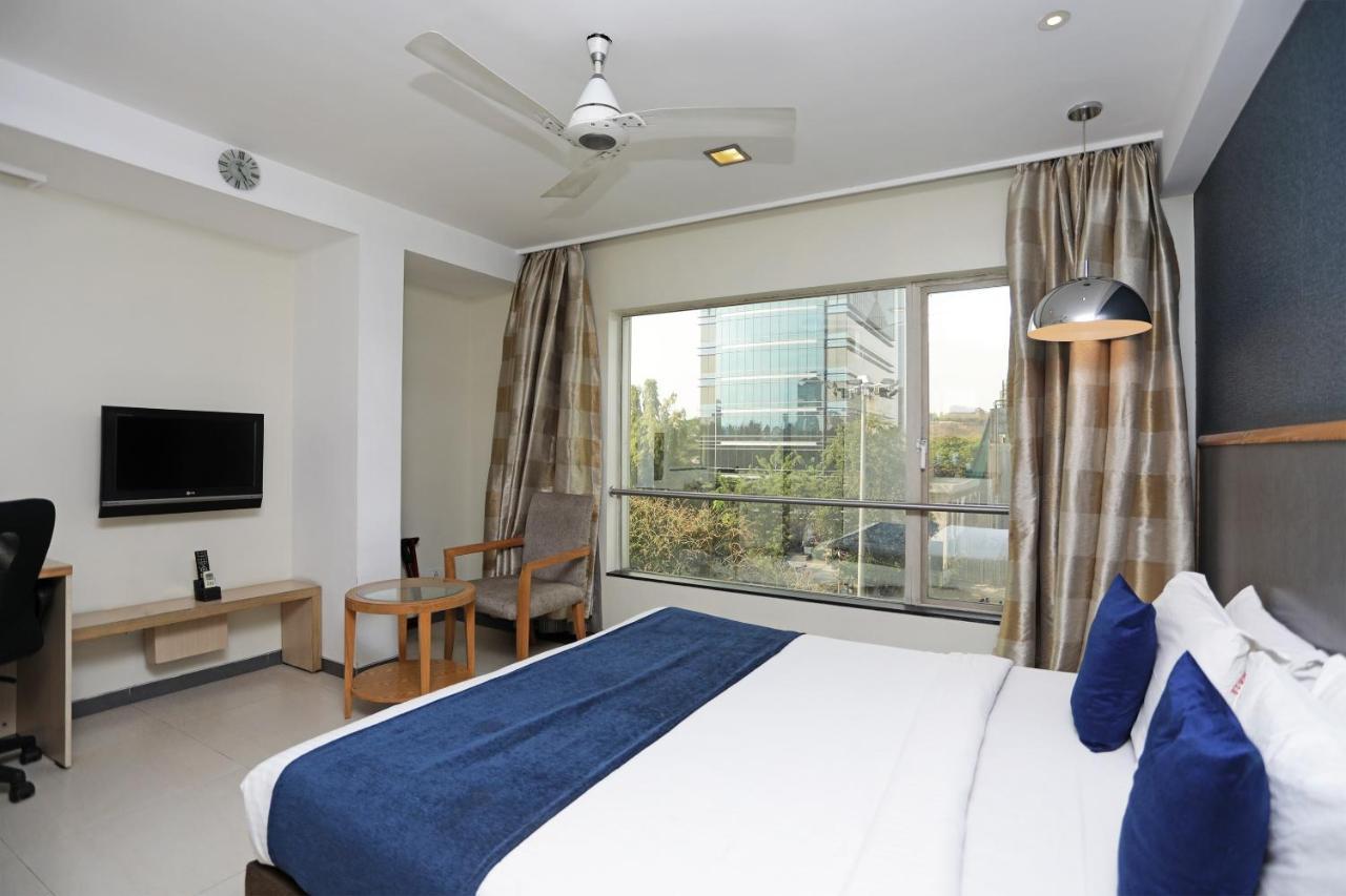 The Sirona Hotel Pune Ngoại thất bức ảnh